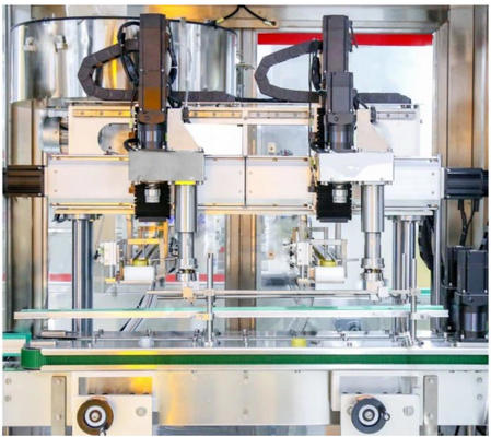 acheter Machine de bouchage automatique, large applicabilité, compatible avec diverses formes de bouteilles et conceptions de bouchons pour une production flexible online manufacture