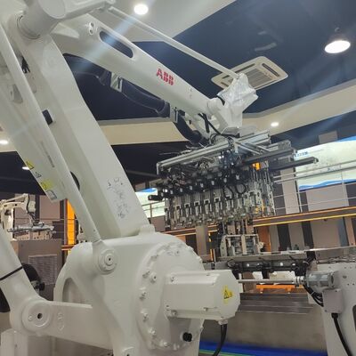 acheter Machine de remplissage de détachant en vente chaude fabriquée en usine online manufacture