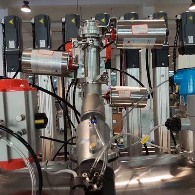 Fabrication 1-5L machine de remplissage de détergent liquide avec capot et étiquetage en option