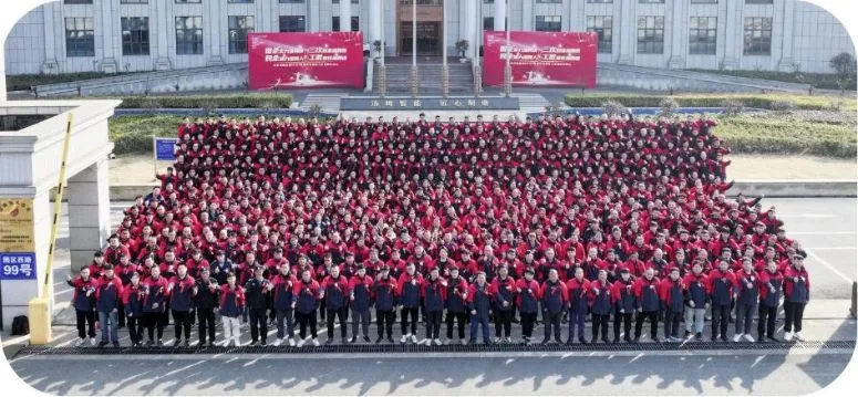 Machine automatique de remplissage de lubrifiants chimiques pour l'industrie 5