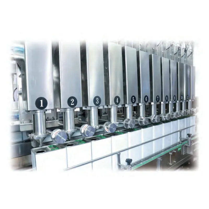 Machine de remplissage et de couvercle de 1 &agrave; 5 litres pour l'huile et la sauce 3